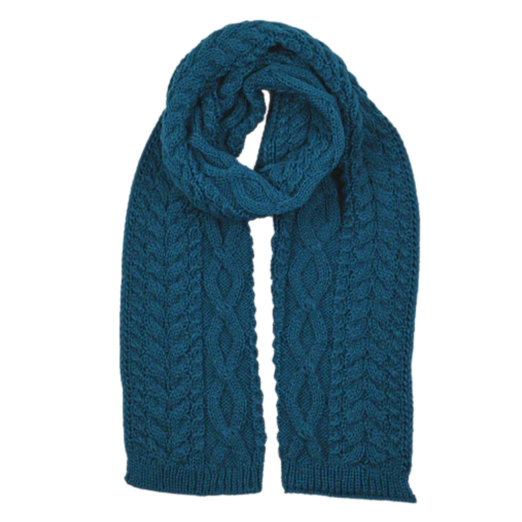 CABLE KNIT SCARF
